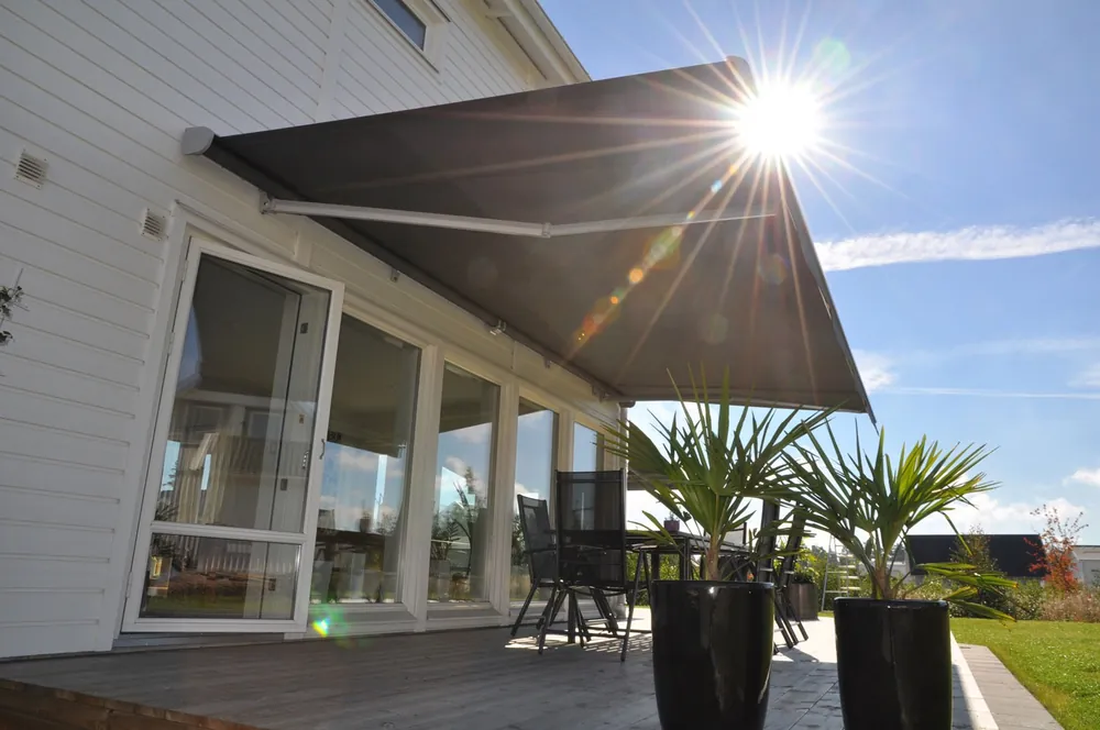 Toldo Retrátil instalado pela L&D Decorações