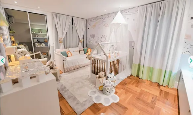 Quarto de bebê com tapete claro